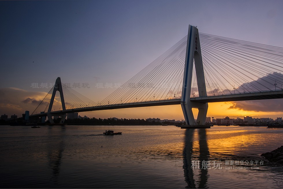 新埠島國際游艇碼頭→白沙門公園→世紀(jì)大橋→萬綠園→秀英港→西海岸會(huì)展中心